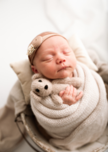 newborn photographer in new malden