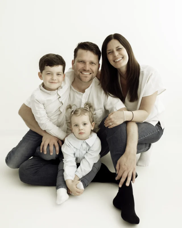 natural family photoshoot in London