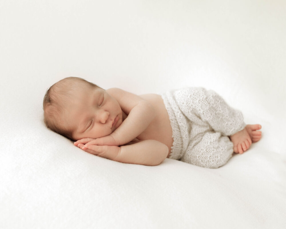 Surrey baby and newborn photographer 