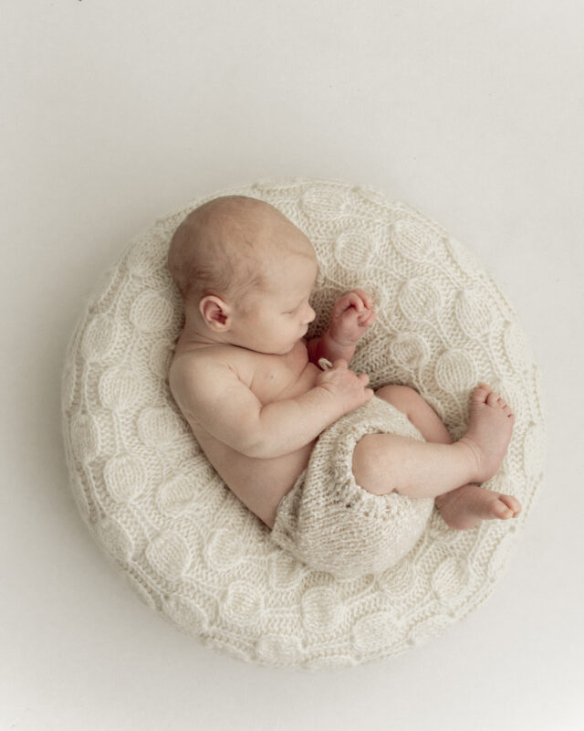 baby photographer in Surbiton London 