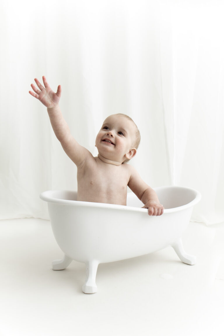 Surrey baby and family photographer