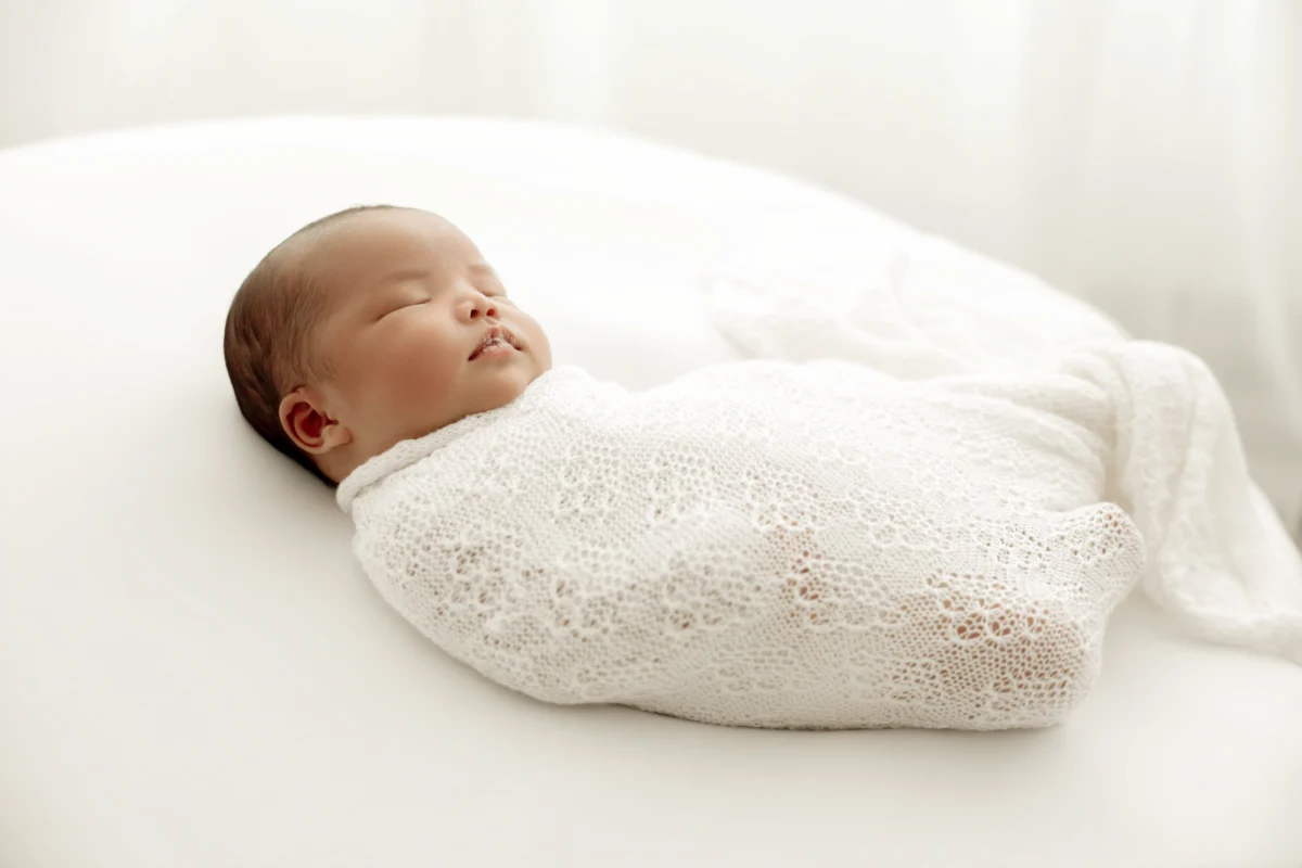 newborn photographer in Wimbledon, London