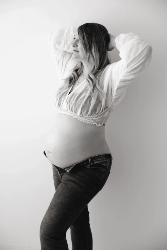 Maternity photographer near Kingston upon Thames